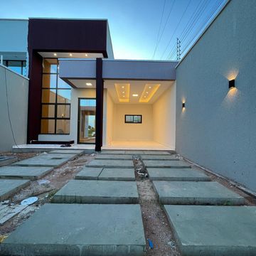 Casa para venda tem 180 metros quadrados com 3 quartos em Lagoa Seca - Juazeiro do Norte - CE